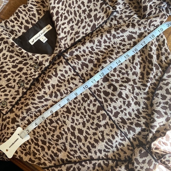 DAVID Brooks Animal Print Lightweight Knit Jacket - Picture 8 of 8